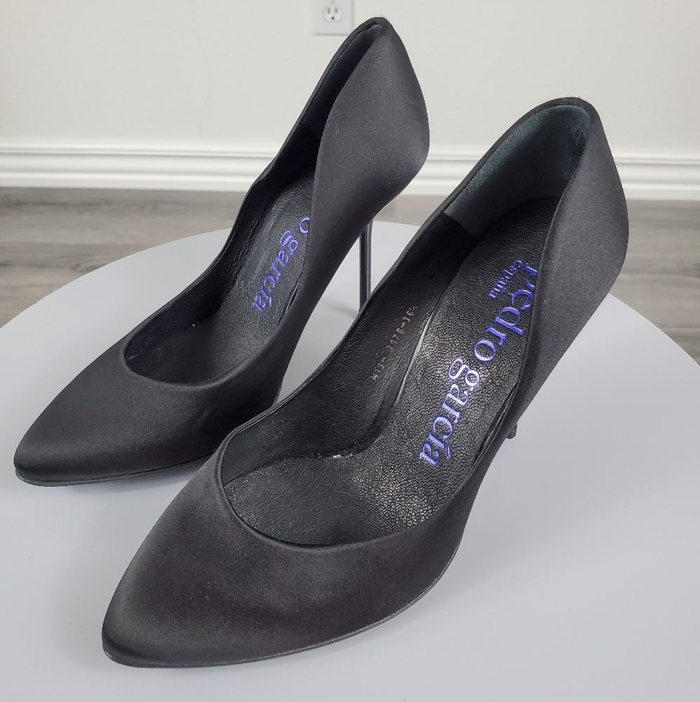 Pedro García Black Satin Heels - NWOT